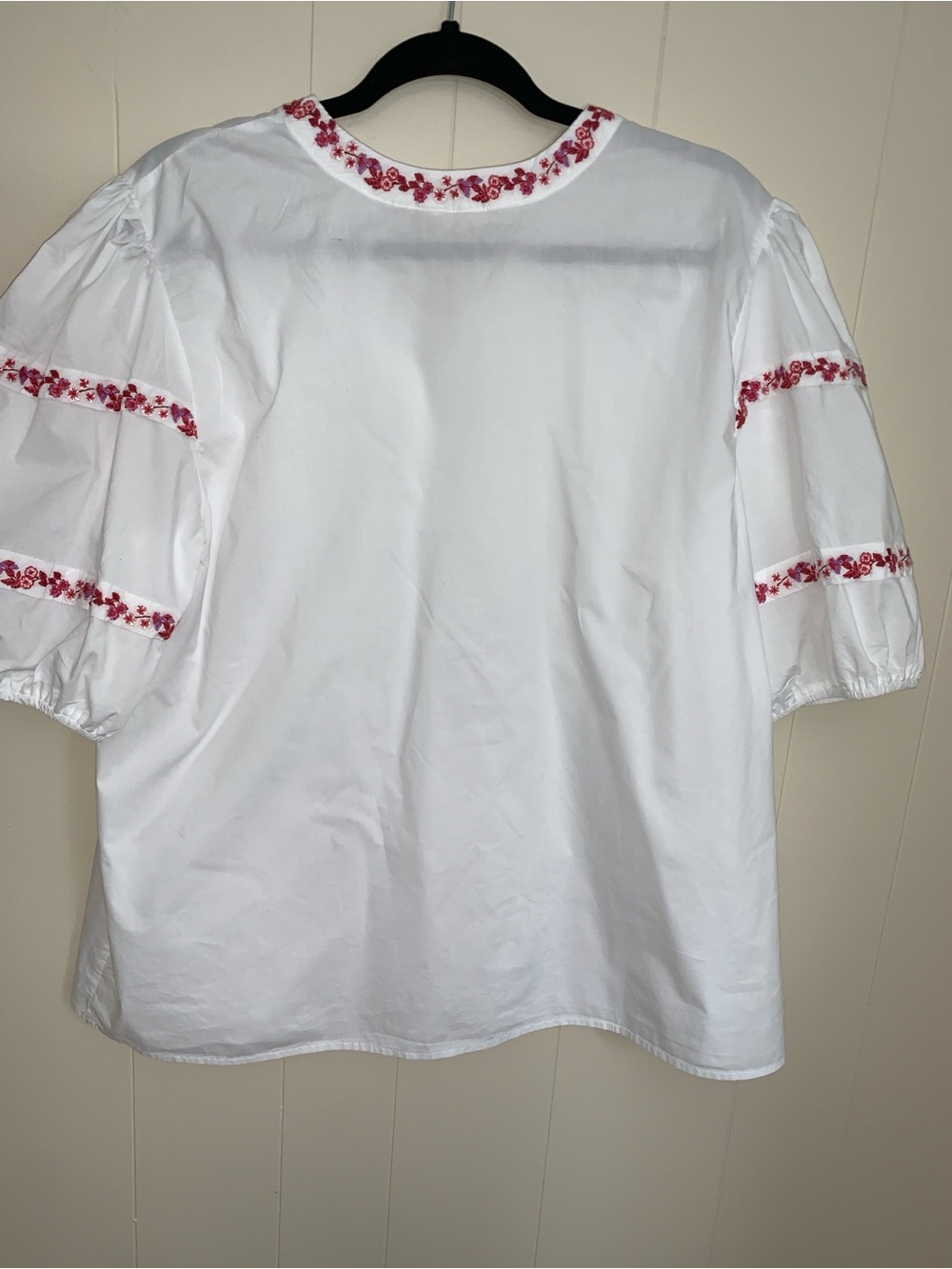 White Embroidered Bubble-Sleeve Blouse with Pink Trim - Picture 3 of 6